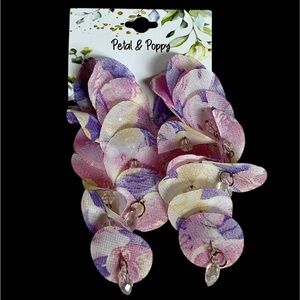👑 Petal & Poppy Pastel Floral Drop Earrings